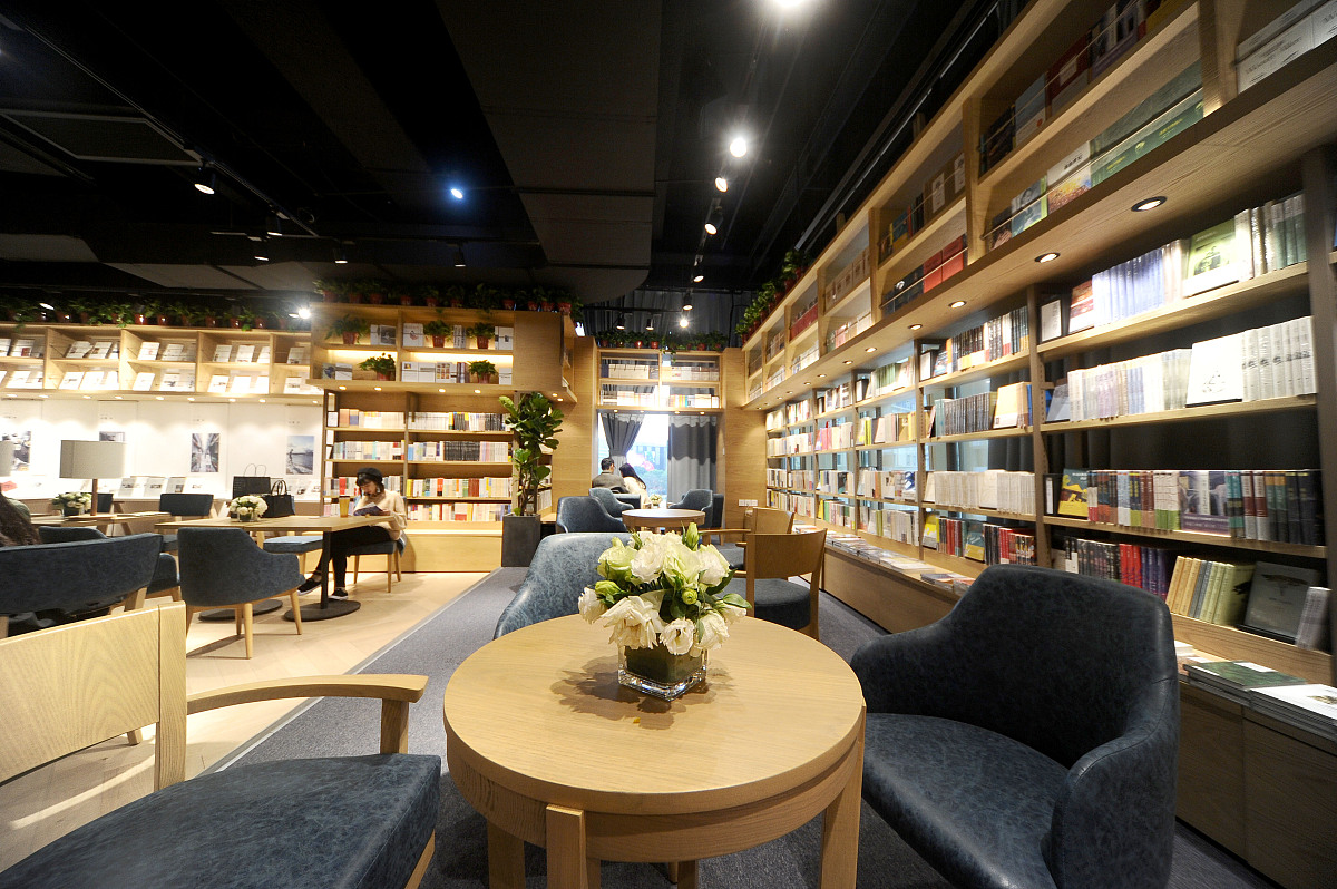 ***_***2017年11月21日,江苏南京,世界最美书店g-takaya入驻南京金鹰