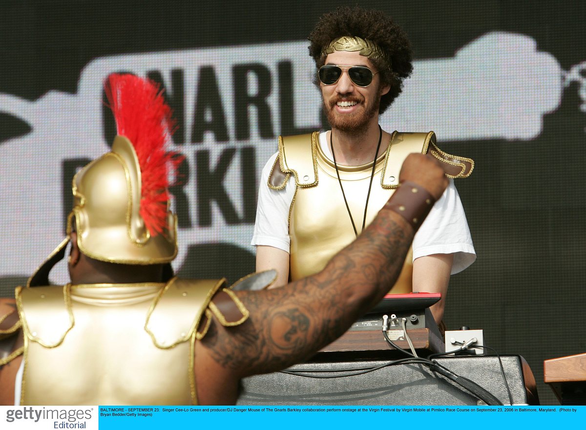 WWE 1538期：燃烧之锤！Seth 'Freakin' Rollins 霸气卫冕美国冠军！