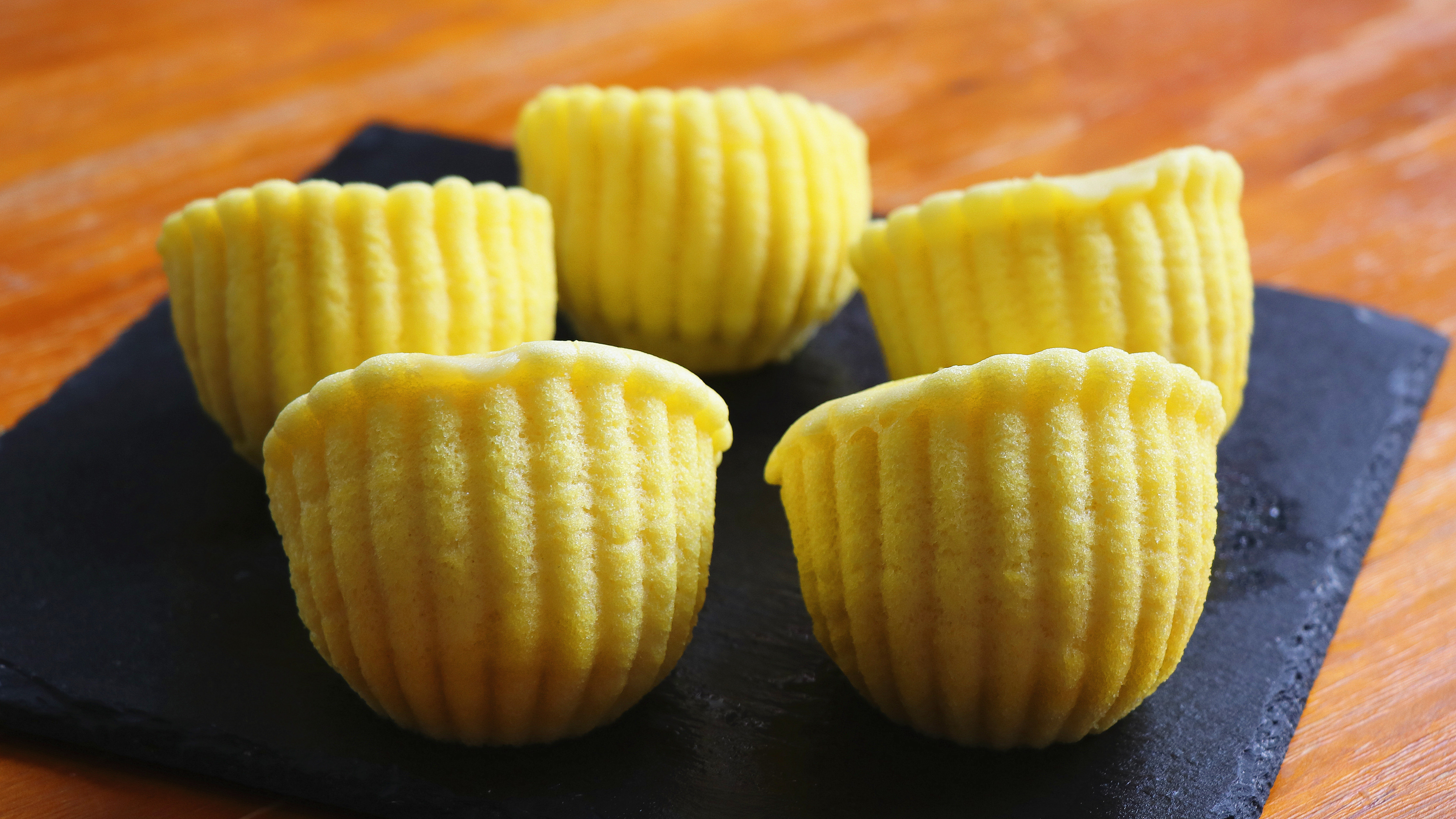 家里有面粉的试试做下这个奇奇怪怪的东西,松软细腻,方法简单