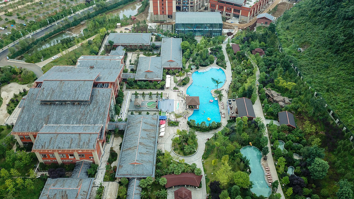 关于贵州六盘水起重设备安装工程专业承包二级资质怎么新办及转让字数