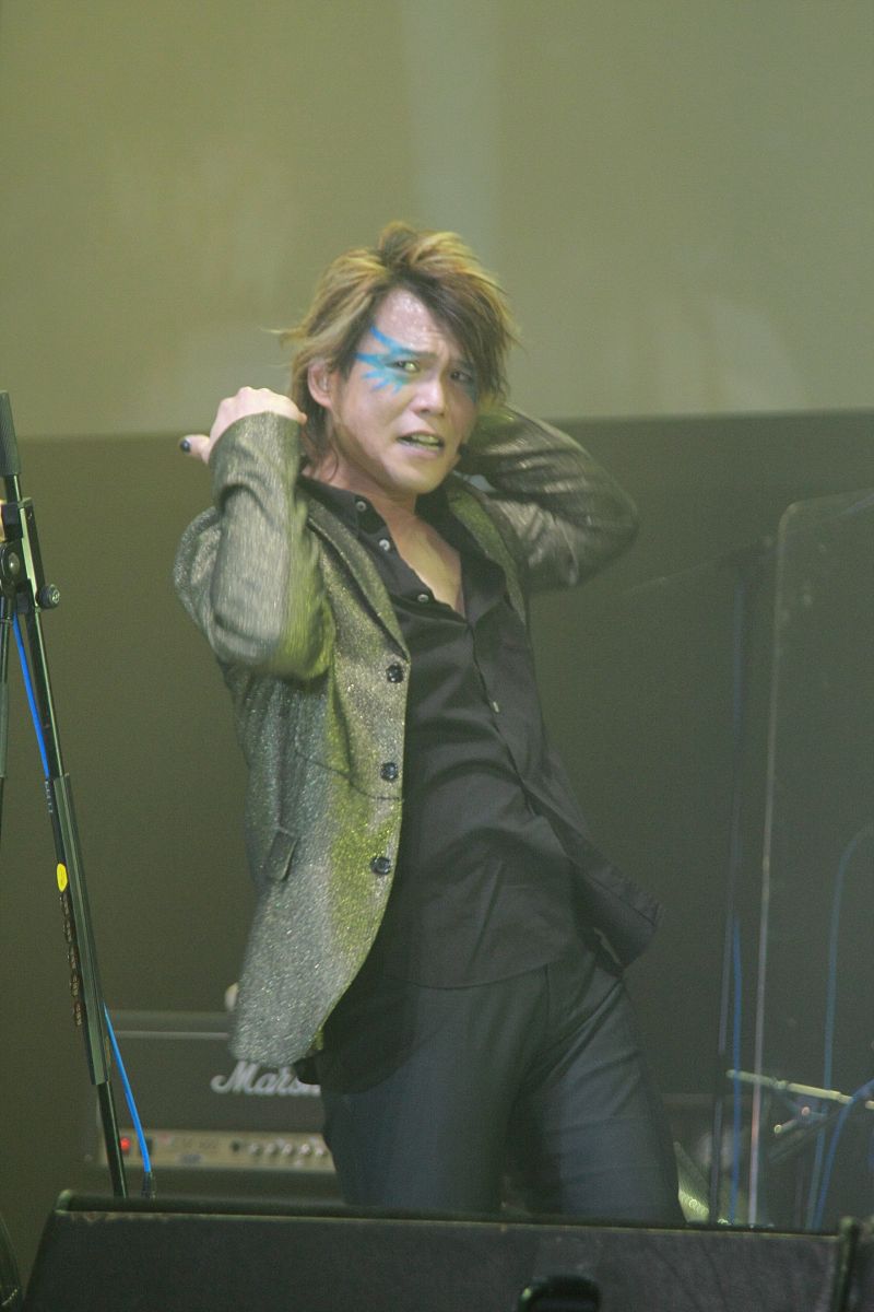 2008年3月14日,香港,伍佰"你是我的花朵"香港演唱会.+++_+++伍佰
