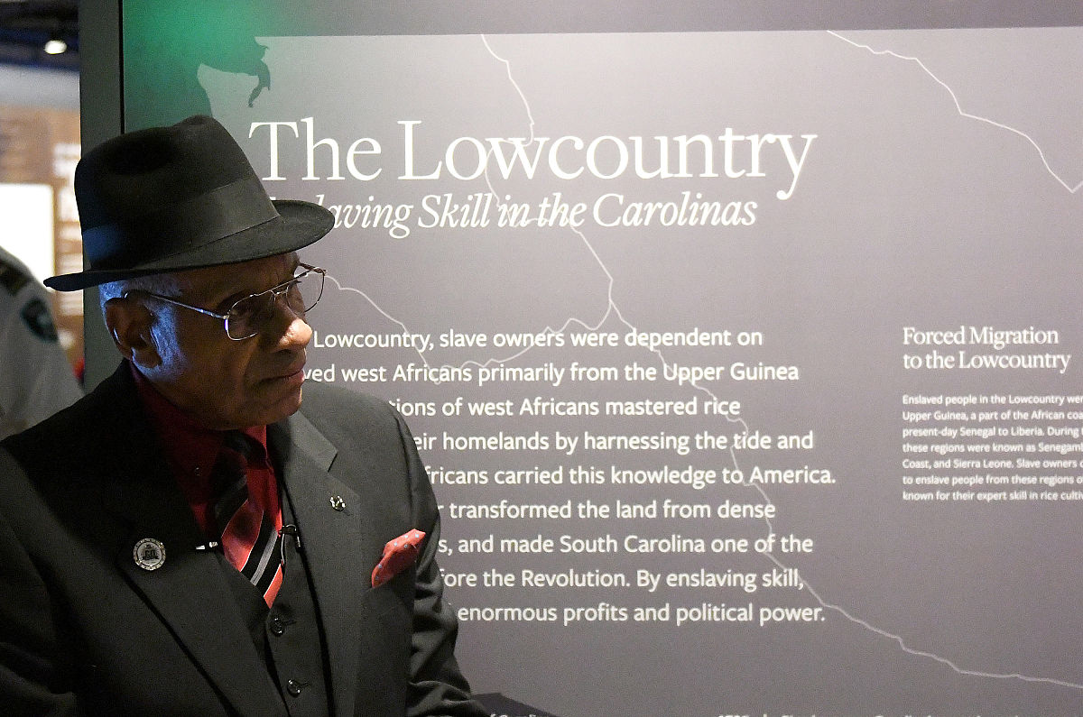 Carl Rogers and Personality Development: The Significance of Early Experiences