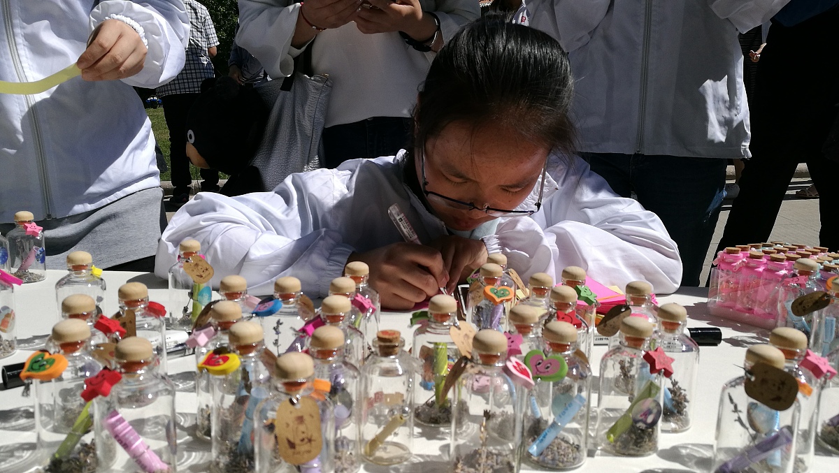 林黛玉为什么倒拔垂杨柳