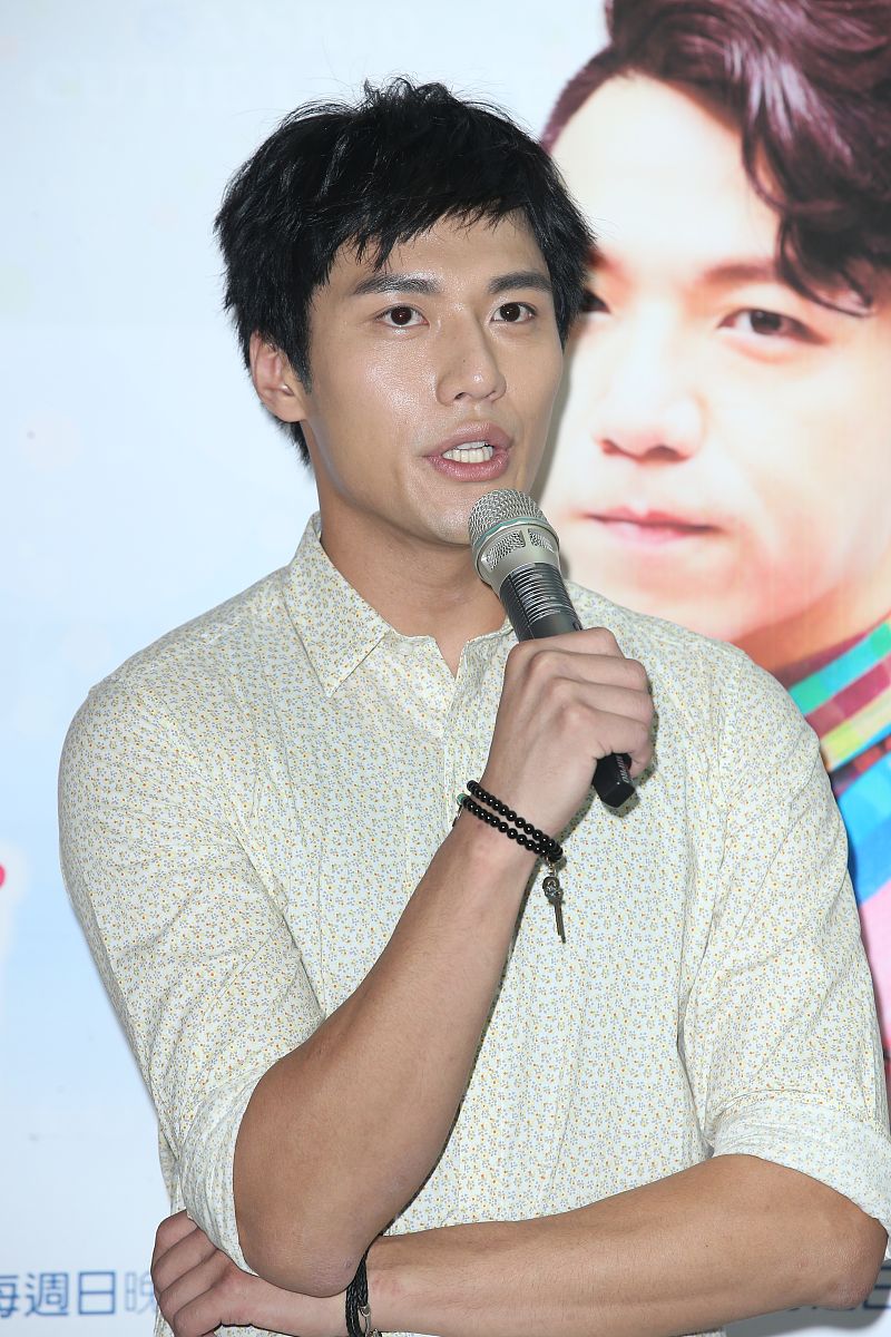 饭圈吊坠：粉丝爱的象征，含义与文化解读