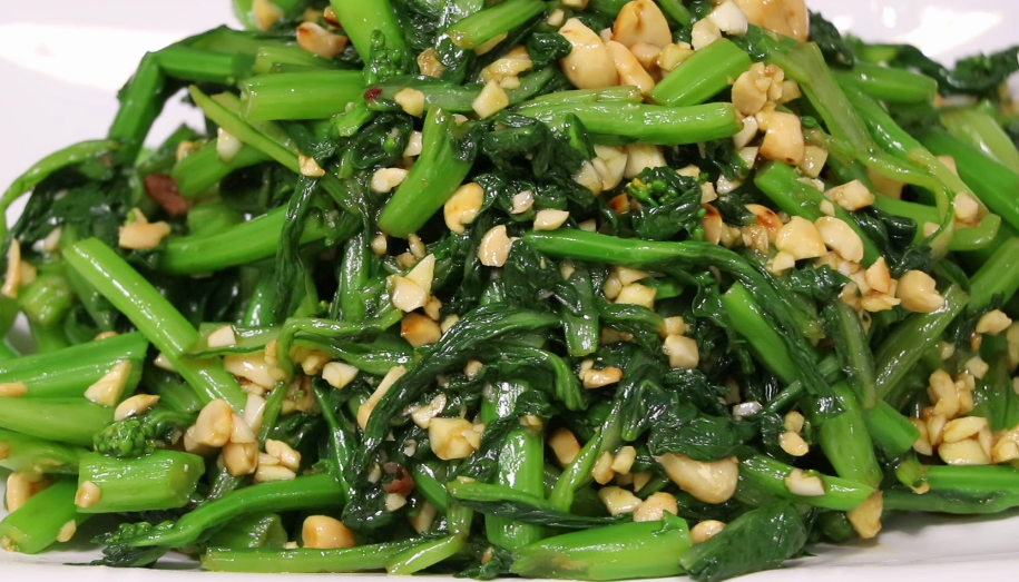家常凉拌菜心,做法超级简单,不仅开胃爽口还非常下饭
