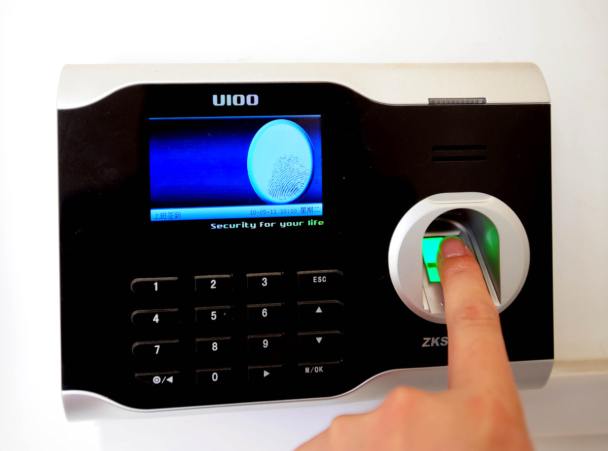 得力考勤机班次不是正常的打卡的次数分为三上下班但是打卡的时间没限制需要越简单越方便的好