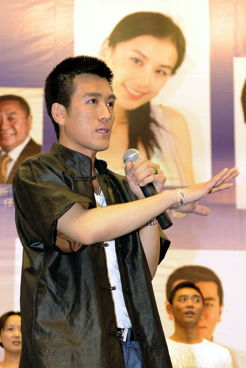 2010年8月10日,杭州,电视剧《富二代》(又名《没有承诺的爱》)新闻发