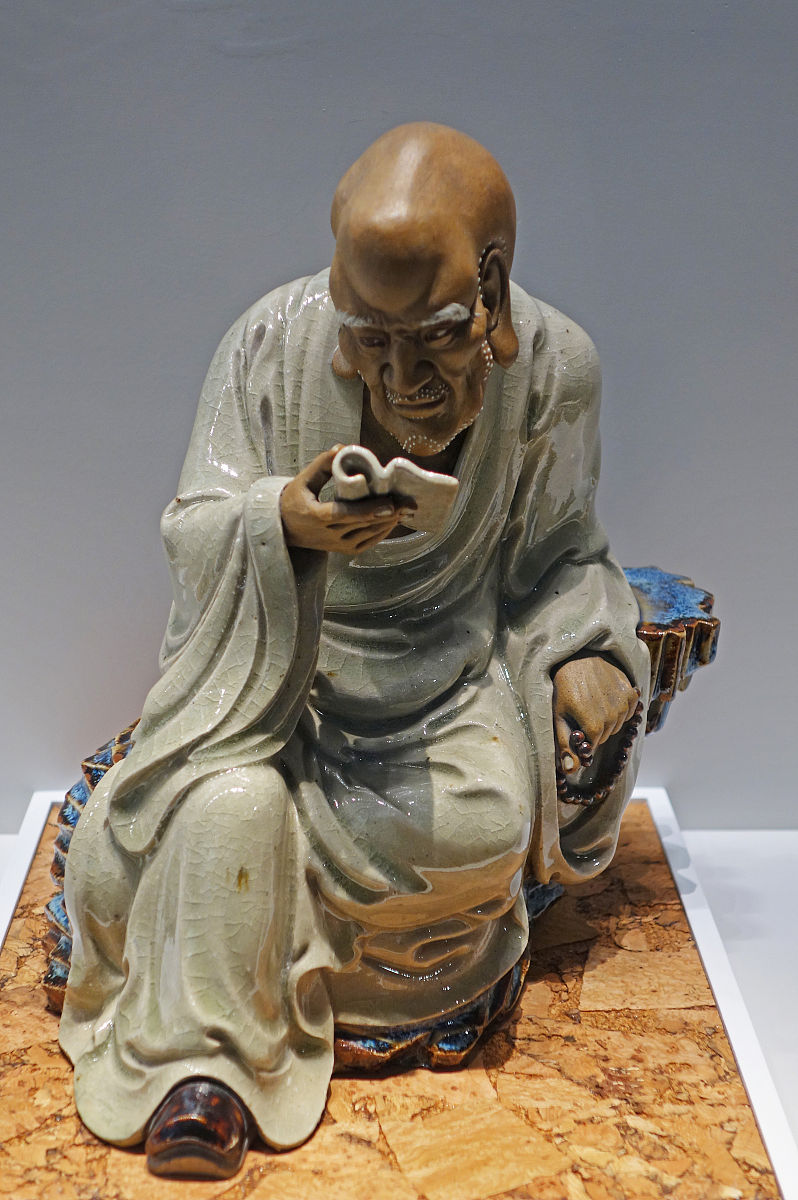 2018年11月14日 刘传款青釉读书罗汉坐像,1930年代,上海历史博物馆"石
