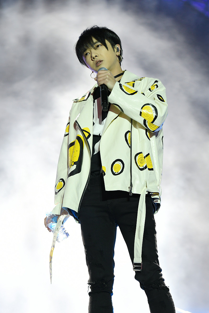 2017年4月22日,上海,b.i.g泛娱乐嘉年华.***_***华晨宇