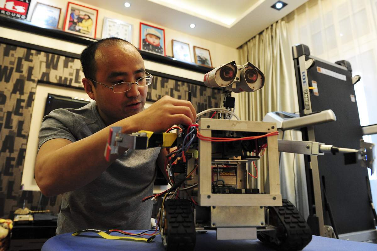 海盐县理工学校2023年招生专业：电子信息、新能源、传统工科