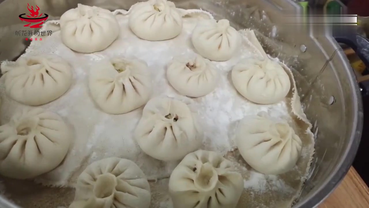 非遗美食牛肉白菜发面大包子,做法简单,终于上手了!