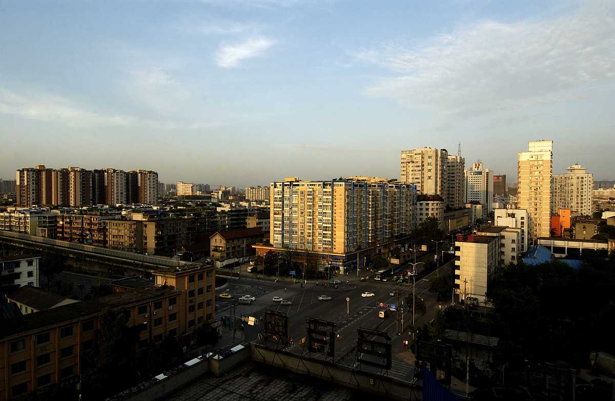 2008年6月22日,鸟瞰夕阳下的成都.+++_+++鸟瞰,夕阳,成都,楼,道路,景