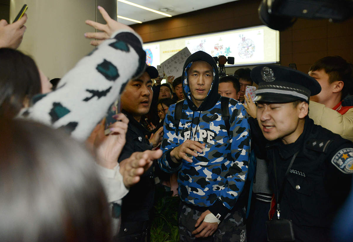 张梓扬被爆打写一篇100作文