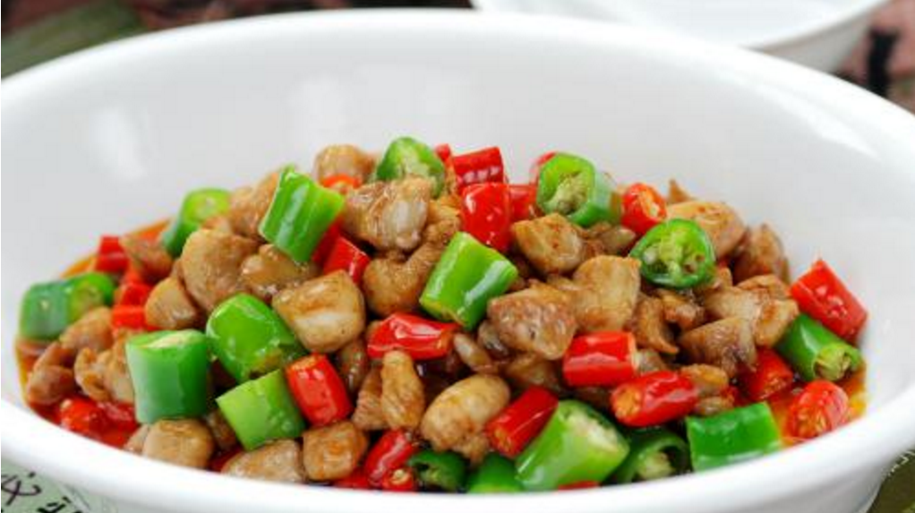 四川人年夜饭上必不可少的一道菜,做法简单,大厨尝了也得点赞