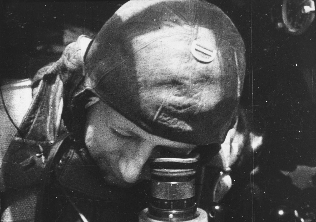 战争进化史：从原始工具到现代科技