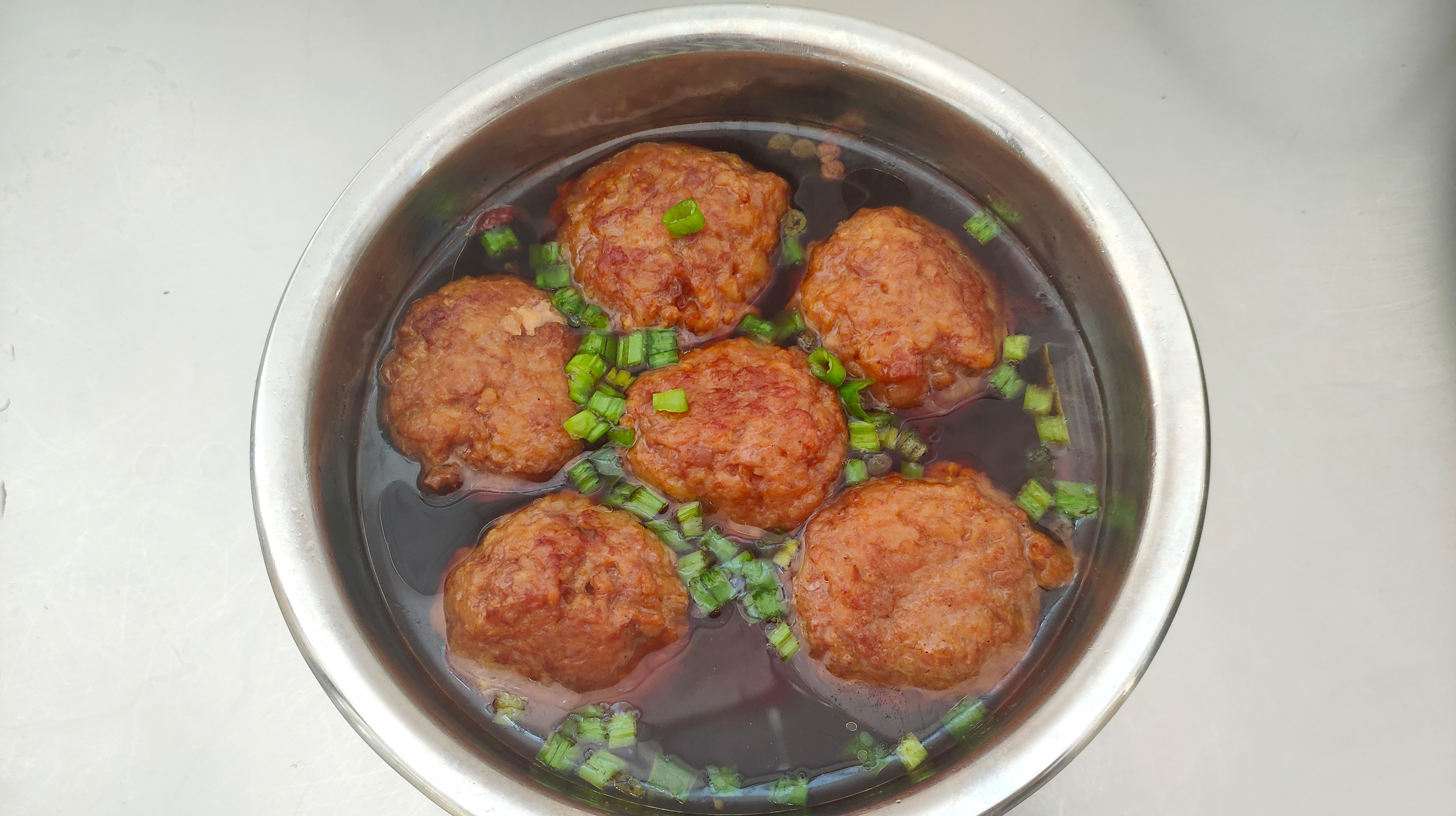 不干什么!就是想吃一道香而不腻的家常蒸丸子