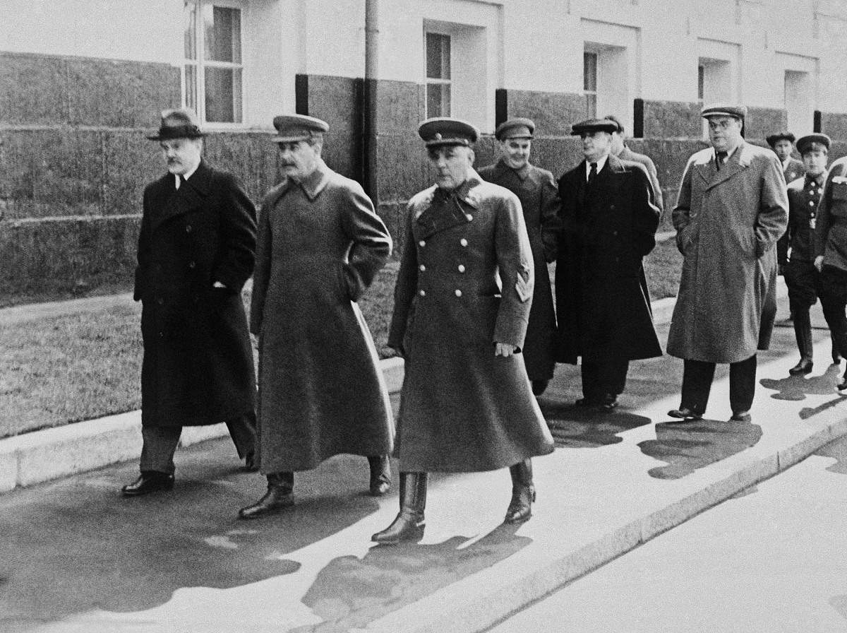 write the soviet-german pact