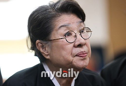 柯文哲退选2024 洪秀柱警告国民党勿重蹈'换柱'覆辙