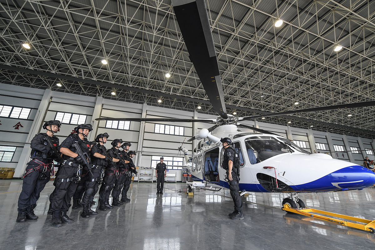 云南昆明工业学校航空空乘飞机维修专业就业前景怎么样