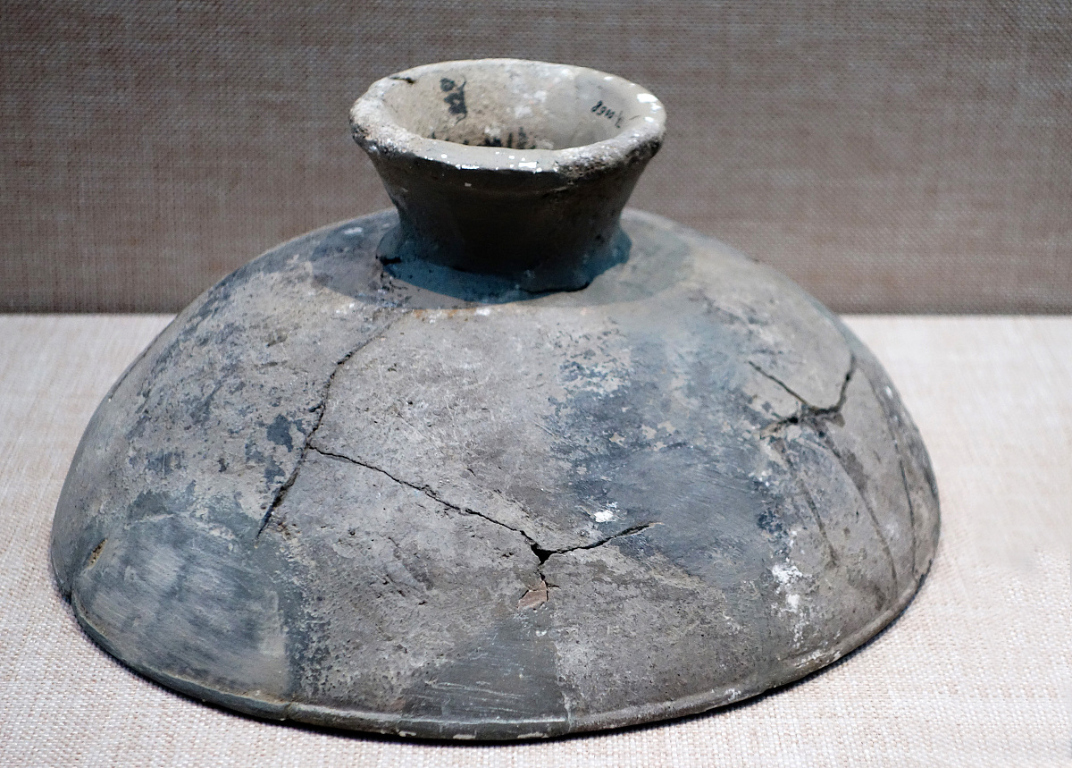 ***_***器盖,新石器时代·王墓山下类型.距今约6200-6000年,凉城县王