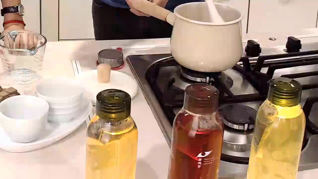 台湾美食:自制奶茶,简单易做,奶香四溢,网友:比奶茶店够味!