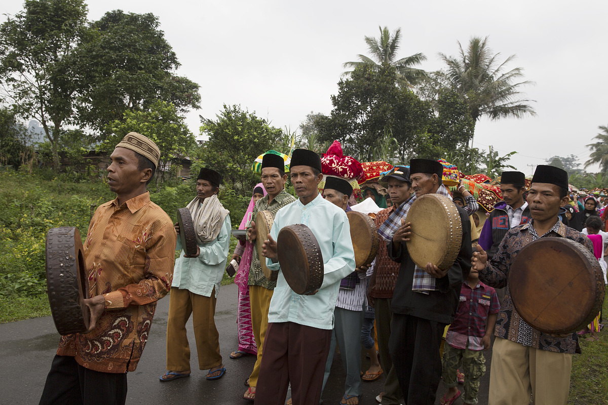 ***_***2014年03月23日,巴东市郊区solok镇,米南佳保族(minangkabau)