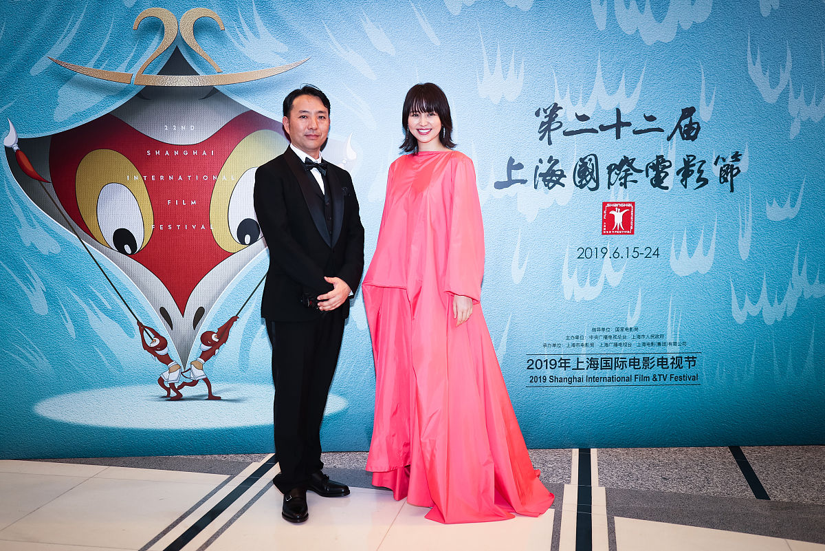 2019年6月23日,上海,第22届上海电影节,明星即将登上红毯.长泽雅美