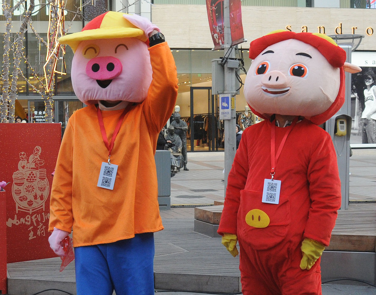 85cm动漫人偶推荐: 高达、美少女等人气选择