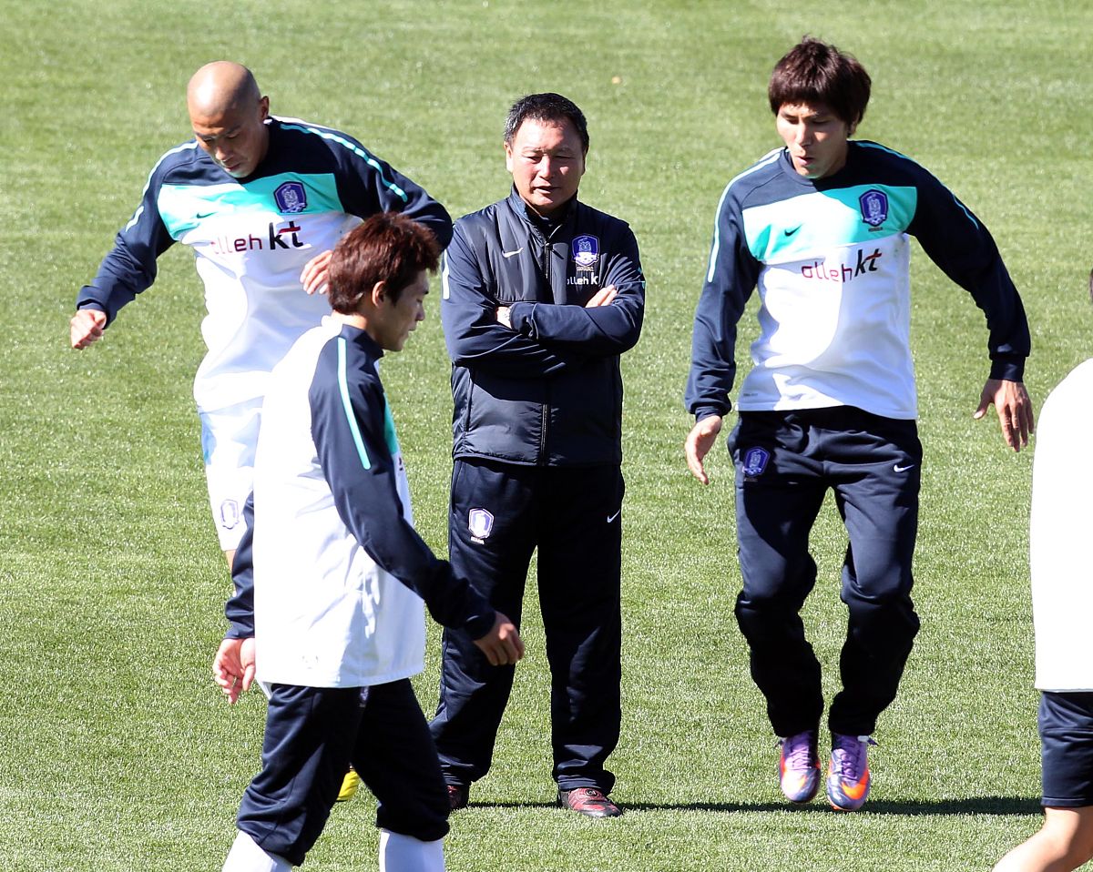 2010年6月18日,勒斯滕堡,2010<strong>世界</strong>杯b组第3轮前瞻,韩国训练备战.