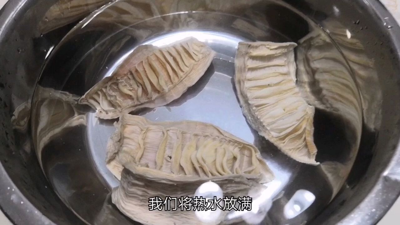 一碗简单的笋干炒肉,吃出来大餐的感觉,做美食就这么简单