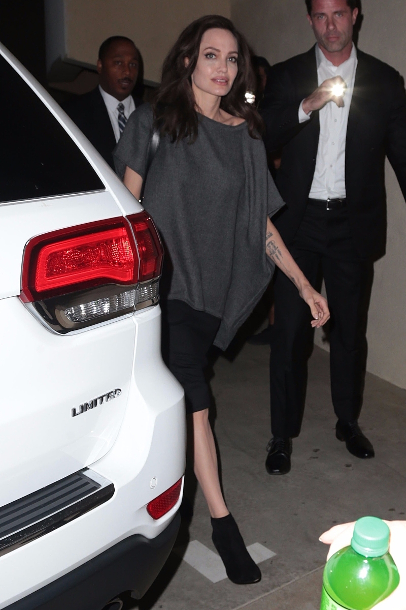 13日,洛杉矶,安吉丽娜·朱莉(angelina jolie )前去出席<strong>电影</strong>宣传活动