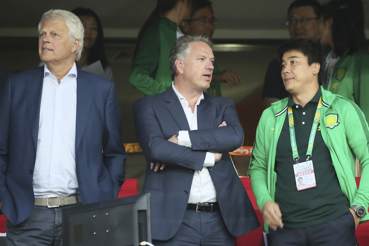 国内足球俱乐部与饮品品牌合作案例分析