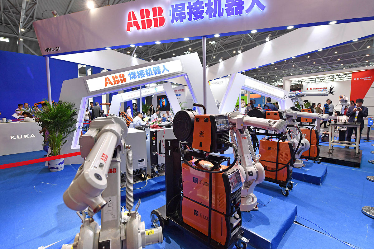 写一篇ABB机器人操作及常见故障分析的毕业论文