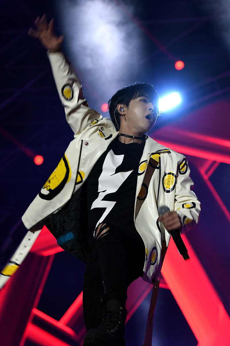 2017年4月22日,上海,b.i.g泛娱乐嘉年华.***_***华晨宇