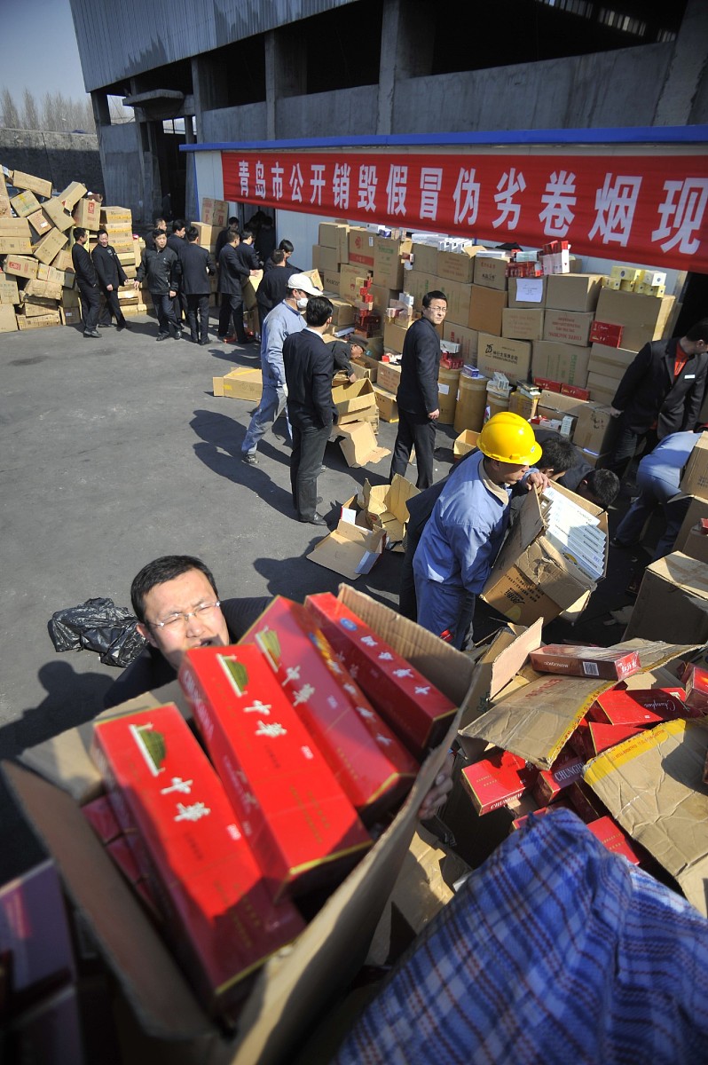 根据下面的话题写一篇500个字文章根据下面的话题写一篇500个字文章近日在浙江温州北麂岛海域出现大量漂浮卷烟。4日有关部门回应：涉及卷烟均为假冒伪劣卷烟判断是违法船只为逃避监管将其丢弃在温州海域。