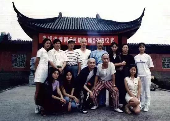 《还珠格格》20年:冰冰、赵薇的结局,原来早就