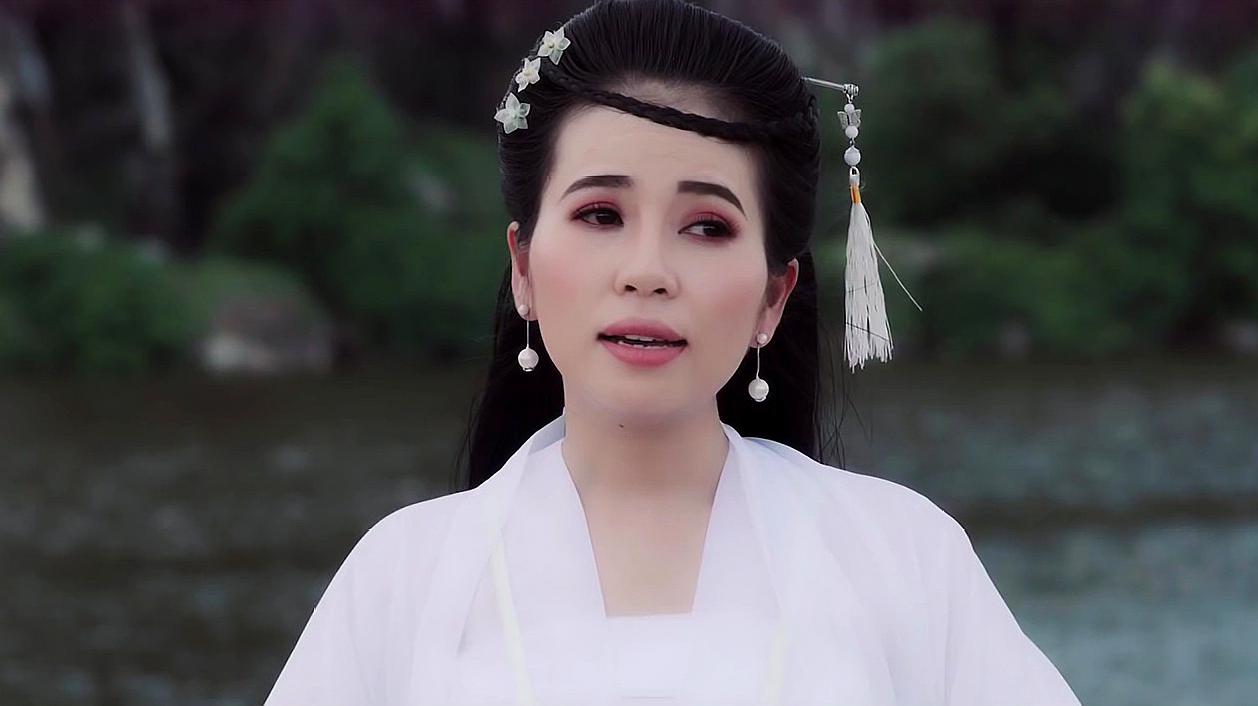 [图]最新好听的越南歌曲《Độ Ta Không Độ Nàng Phương Cẩm》