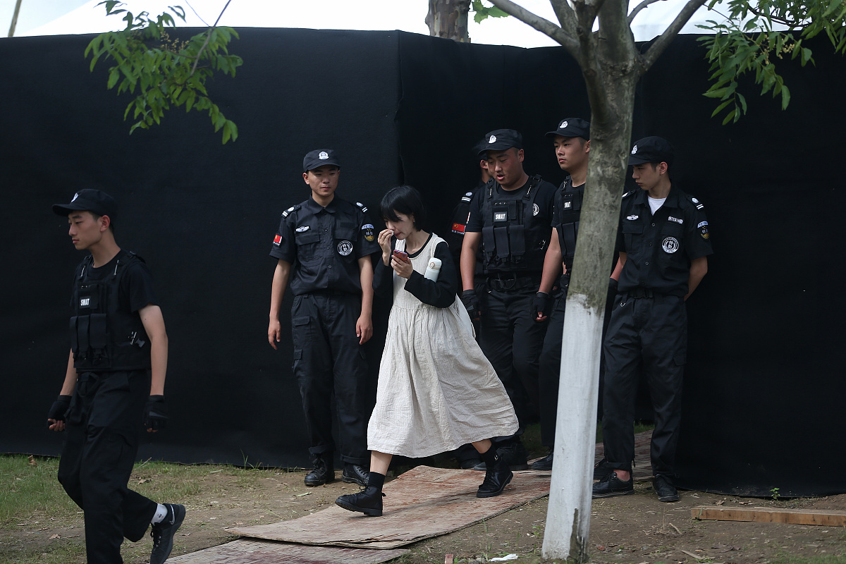 伤感民谣《海边的约定》：致逝去的爱情，怀念那个夏天