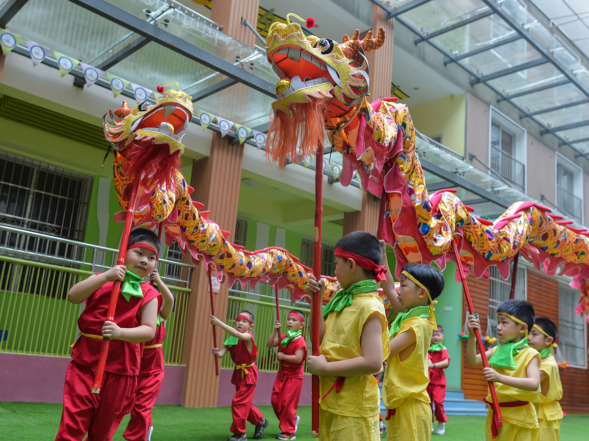 马赛克分析法：深度解读幼儿园大班毕业故事