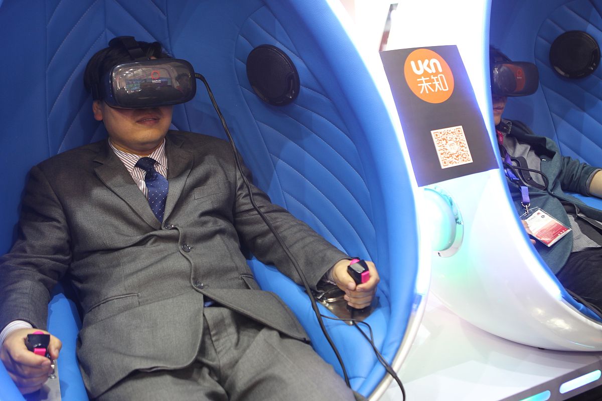 VR产品在现实中的使用场景