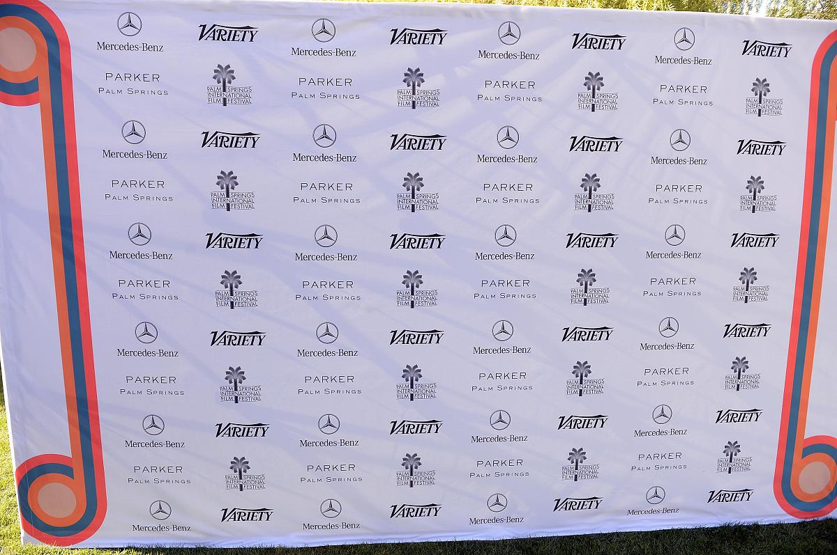 ZAR能组成的所有汉字 - 全部列出