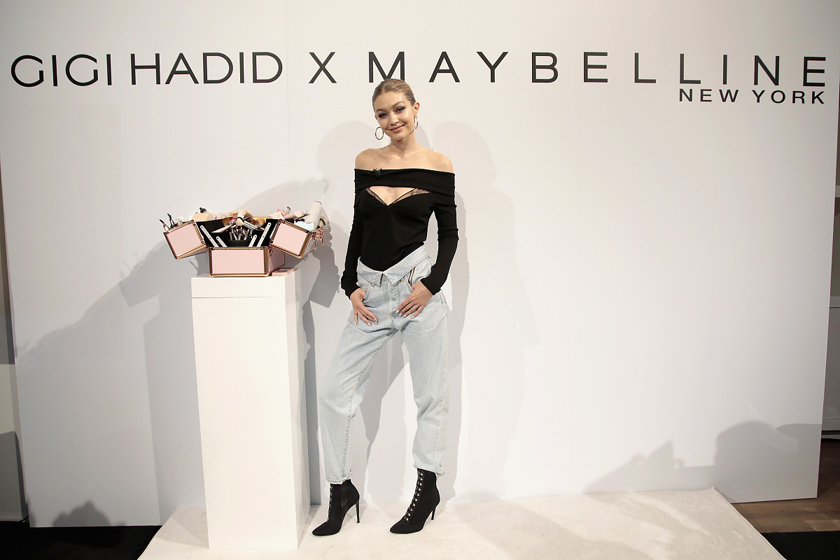 Bebe：源于莎翁名句的时尚先锋