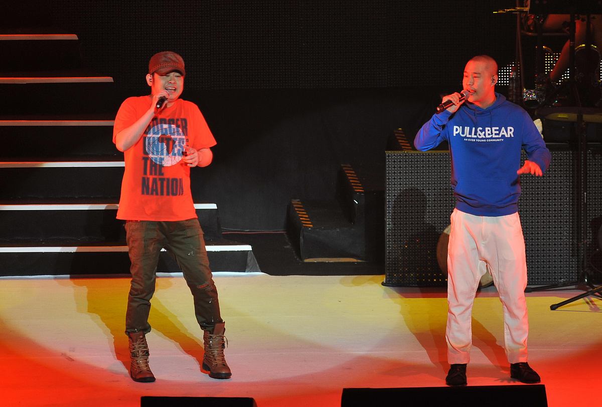 2011年5月21日,北京,2011刀郎"谢谢你"巡回演唱会的首站演出在北京万