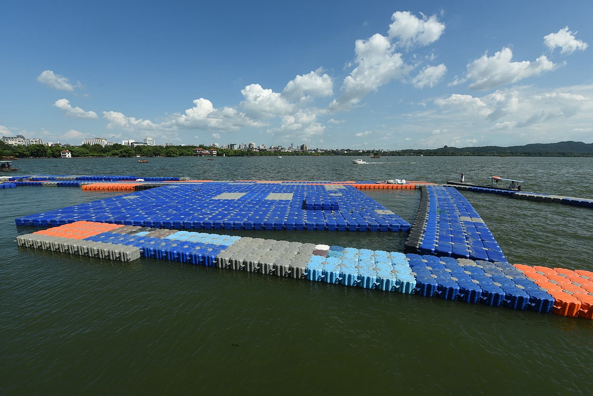 生态浮岛营地：水上天堂，环保体验