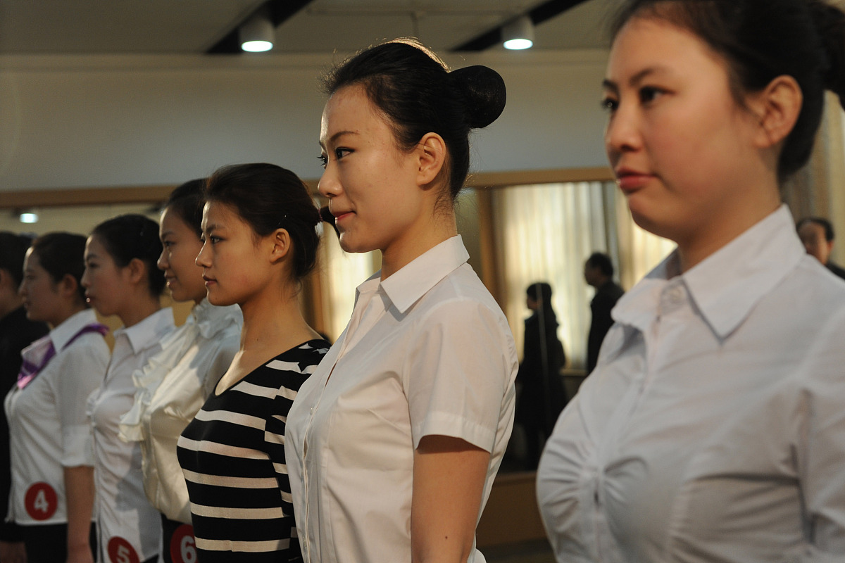 2021年重庆市航空学校空中乘务专业条件