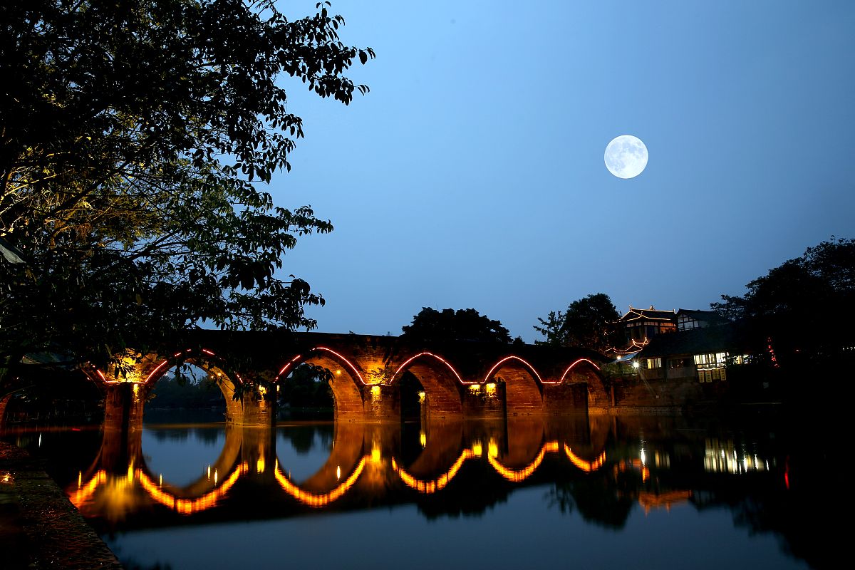 四川省德阳市旅游职业学校中餐烹饪专业到底行不行设有哪些课程