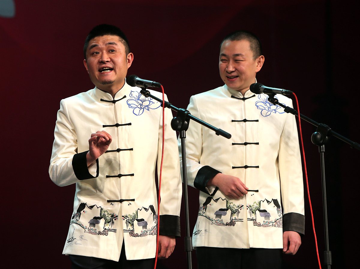 写一个红领巾二星奖章自我推荐的事迹描述