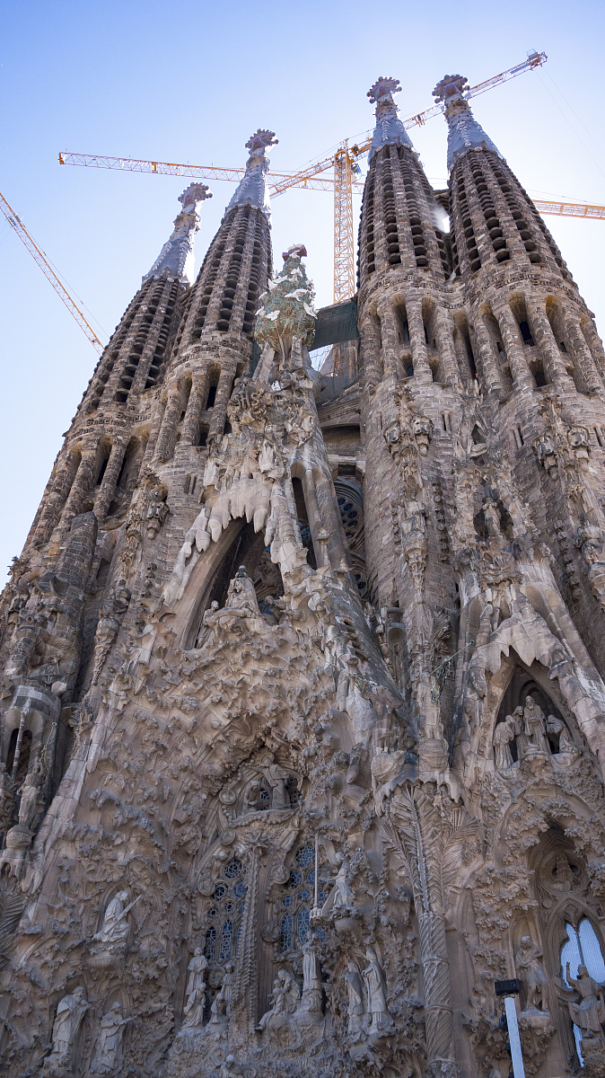 ***_***圣家族大教堂,又译神圣家族大教堂,简称圣家堂(sagrada famíl
