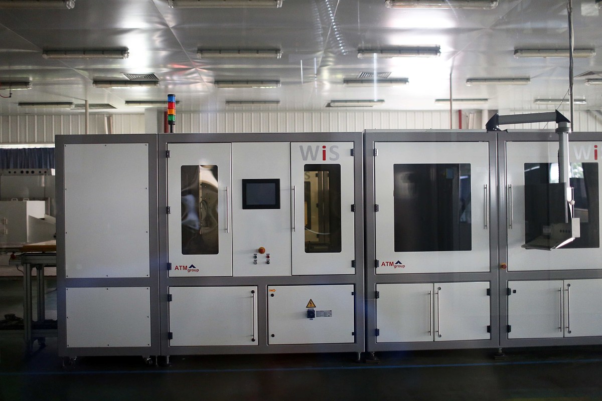 如何给卤素灯做快速寿命测试