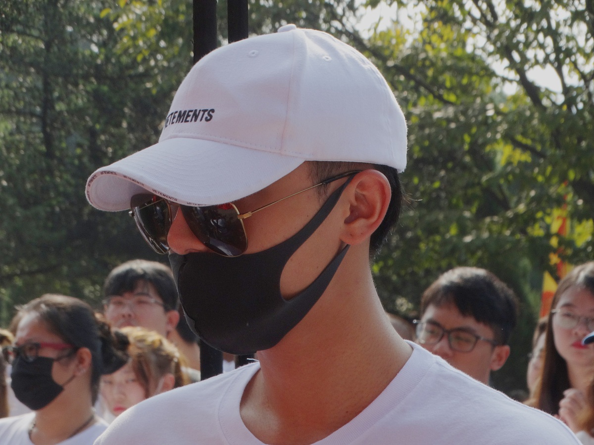 抖音网名悲伤搞笑个性的